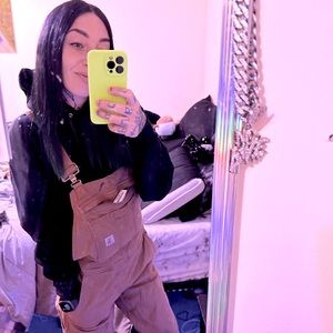 Meet your Posher, Deana